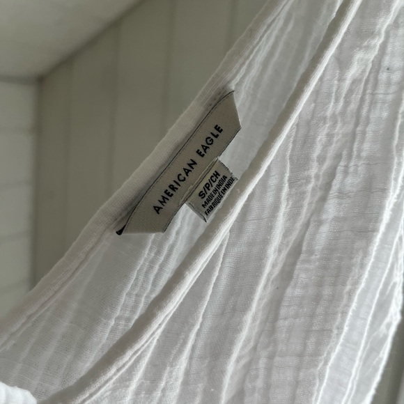 Gauze Muslin V Neck Crochet Tank Top - Picture 3 of 4